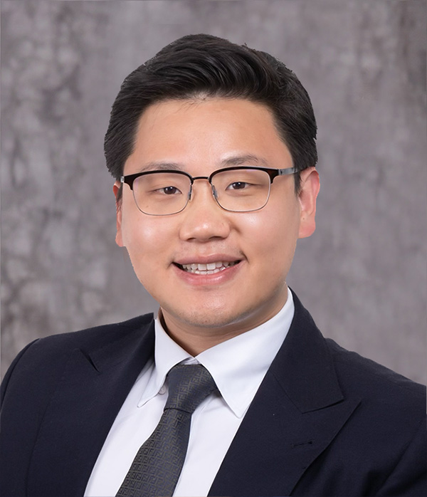Dr. Thomas Yoo